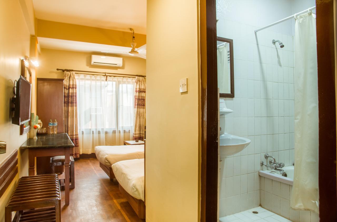Little Nepal Inn Katmandu Kültér fotó